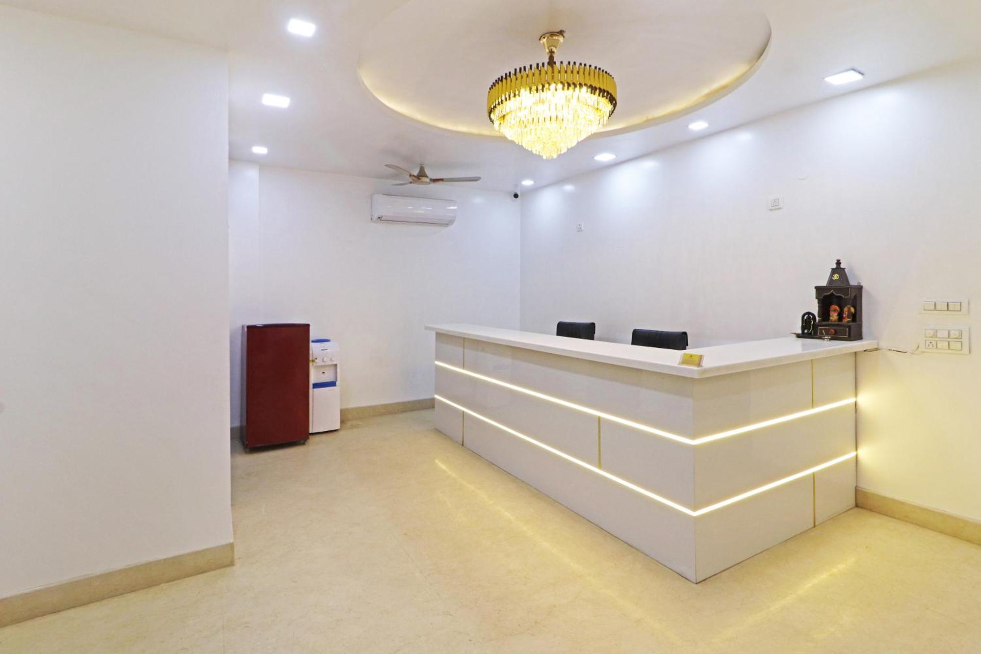 Hotel Samrat Residency 10 Mints Walking Distance Nizamuddin Railway Station Νέο Δελχί Εξωτερικό φωτογραφία