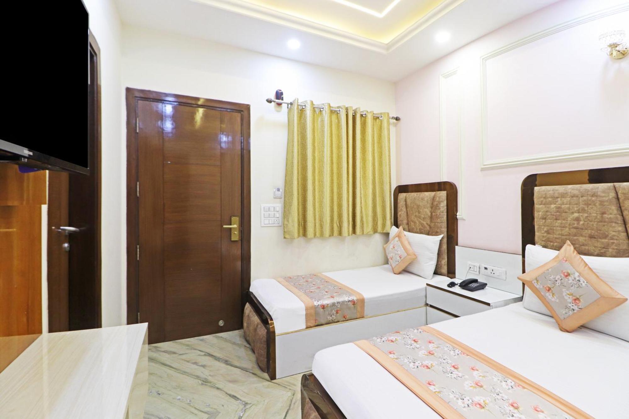 Hotel Samrat Residency 10 Mints Walking Distance Nizamuddin Railway Station Νέο Δελχί Εξωτερικό φωτογραφία