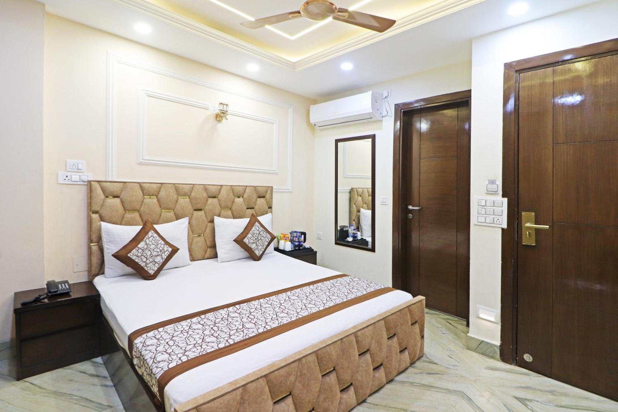 Hotel Samrat Residency 10 Mints Walking Distance Nizamuddin Railway Station Νέο Δελχί Εξωτερικό φωτογραφία