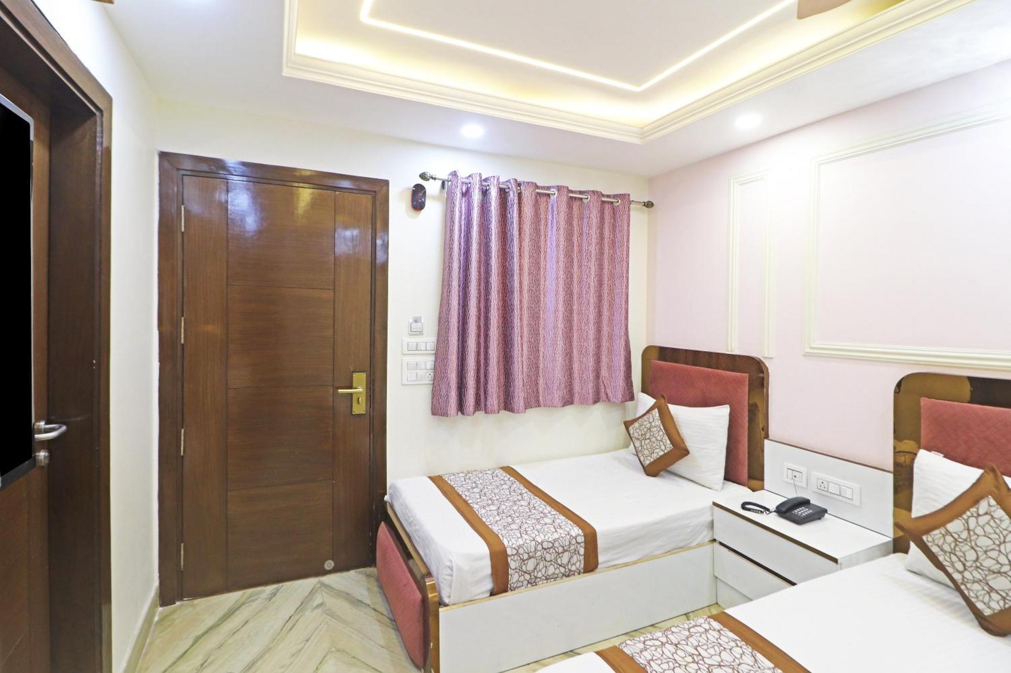 Hotel Samrat Residency 10 Mints Walking Distance Nizamuddin Railway Station Νέο Δελχί Εξωτερικό φωτογραφία