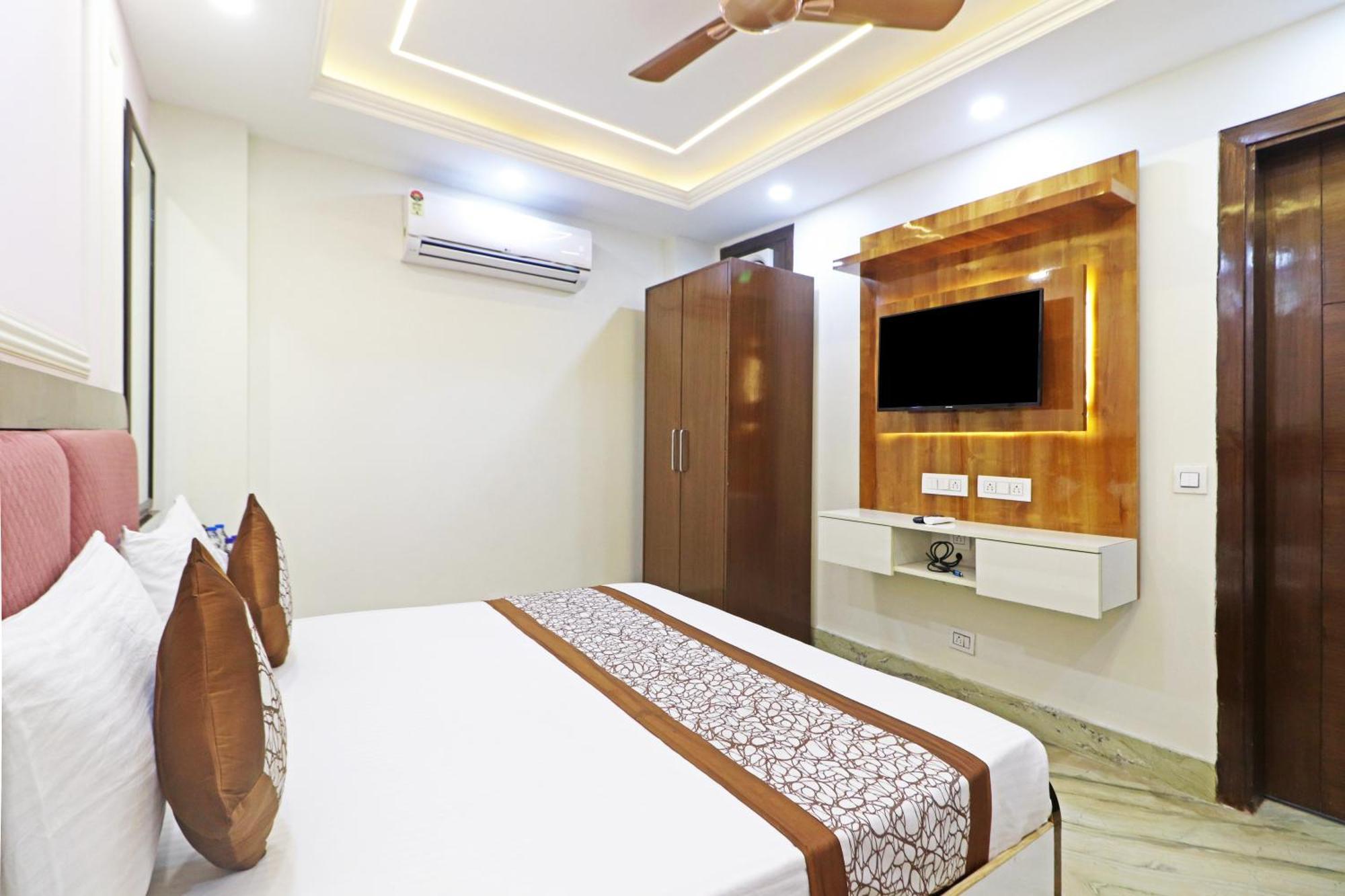 Hotel Samrat Residency 10 Mints Walking Distance Nizamuddin Railway Station Νέο Δελχί Εξωτερικό φωτογραφία