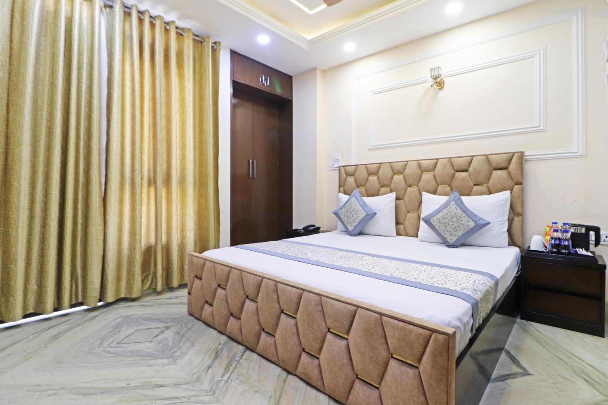 Hotel Samrat Residency 10 Mints Walking Distance Nizamuddin Railway Station Νέο Δελχί Εξωτερικό φωτογραφία