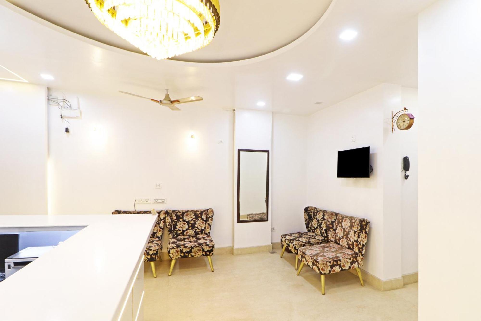 Hotel Samrat Residency 10 Mints Walking Distance Nizamuddin Railway Station Νέο Δελχί Εξωτερικό φωτογραφία